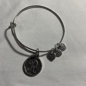 Initial “r” bracelet